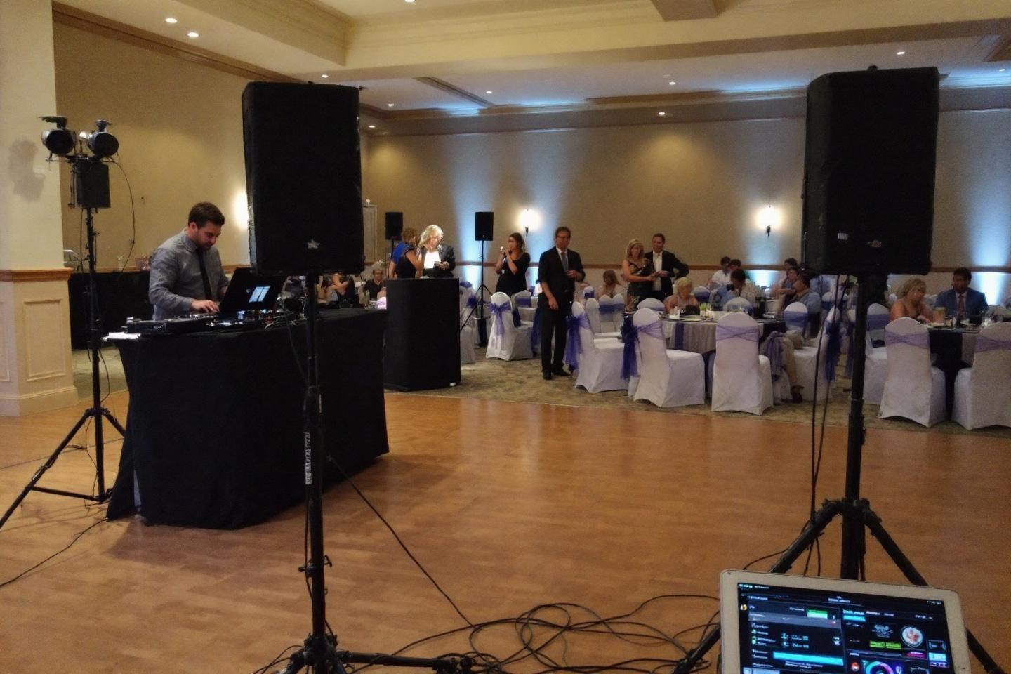 Organiser un blind test mariage : guide complet et conseils pratiques