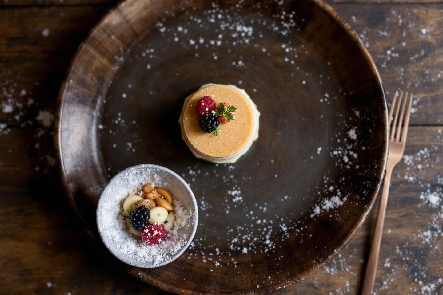 Prix d'un gâteau de mariage : tarifs et options par personne